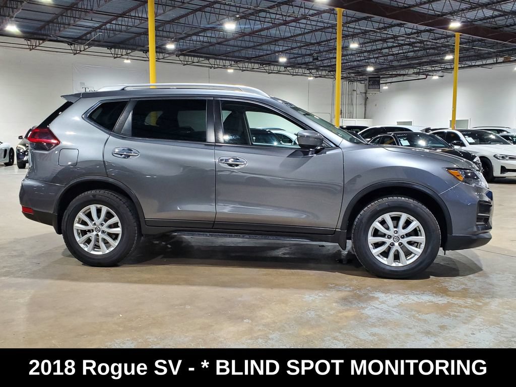 Used 2018 Nissan Rogue SV AWD/4WD image 5