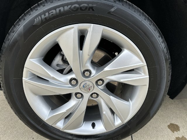 Certified 2024 Buick Encore GX Preferred AWD/4WD image 21