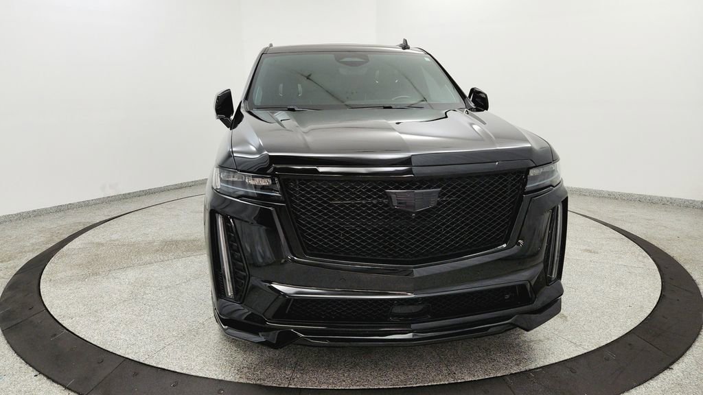 Used 2023 Cadillac Escalade ESV V w/ Heavy-Duty Trailer Package image 8