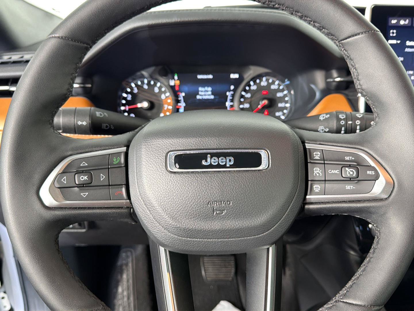 Used 2024 Jeep Compass Limited AWD/4WD image 39