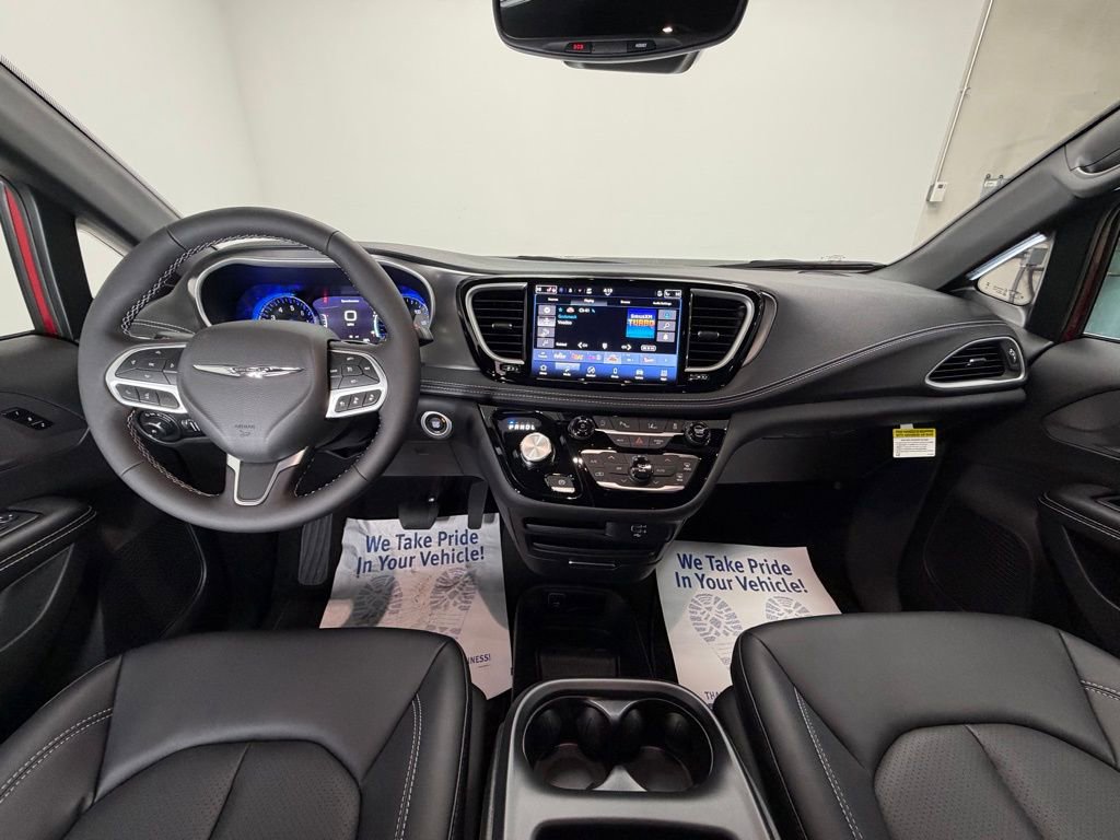 New 2026 Chrysler Pacifica Select AWD/4WD image 12