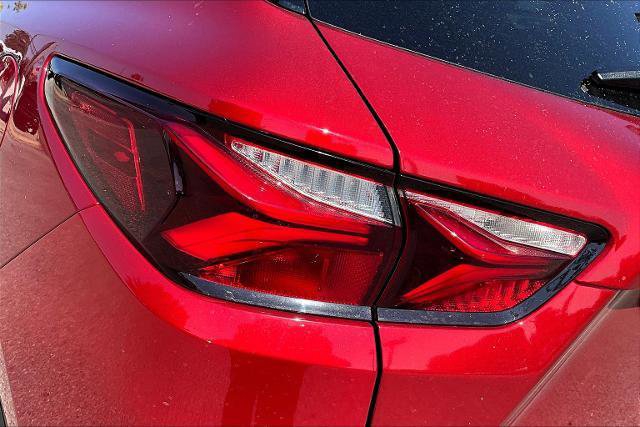 Used 2021 Chevrolet Blazer RS w/ Enhanced Convenience Package image 23