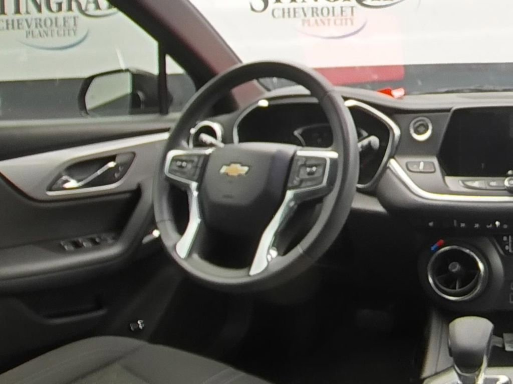Used 2021 Chevrolet Blazer LT FWD image 16