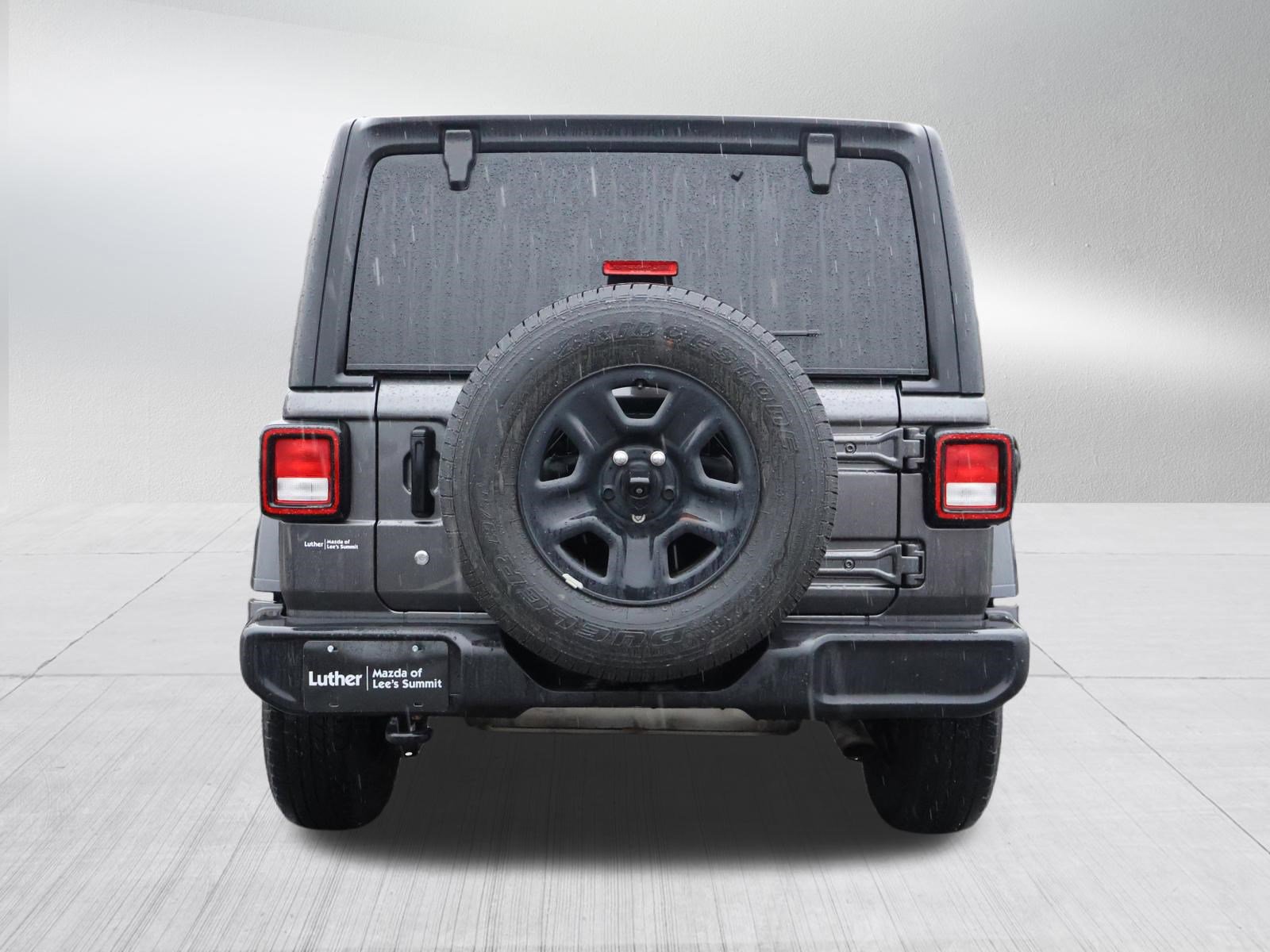Used 2018 Jeep Wrangler Unlimited Sport image 6