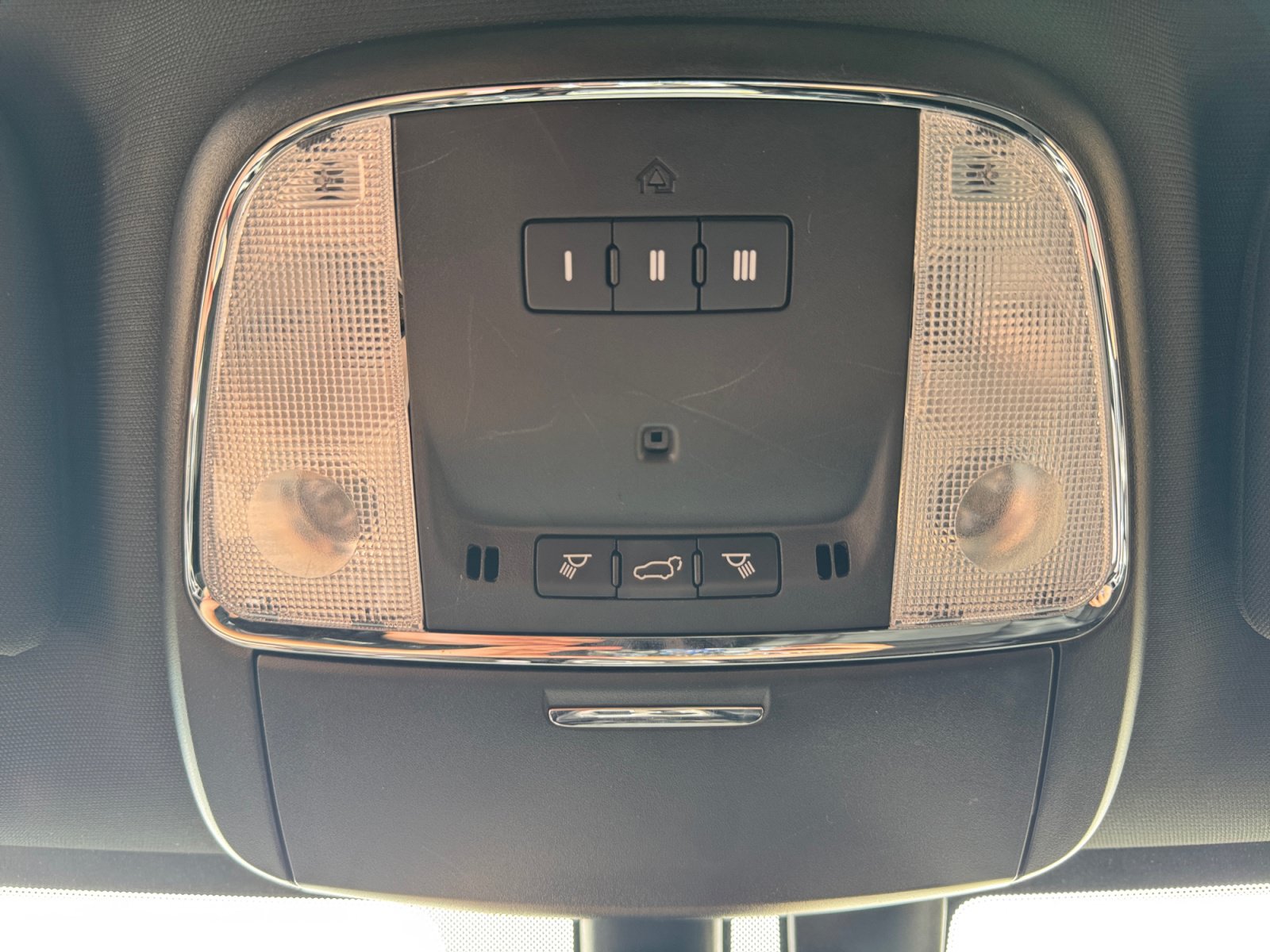 Used 2022 Jeep Grand Cherokee Laredo X AWD/4WD image 26