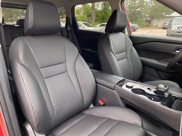 New 2026 Nissan Rogue Dark Armor AWD/4WD image 9