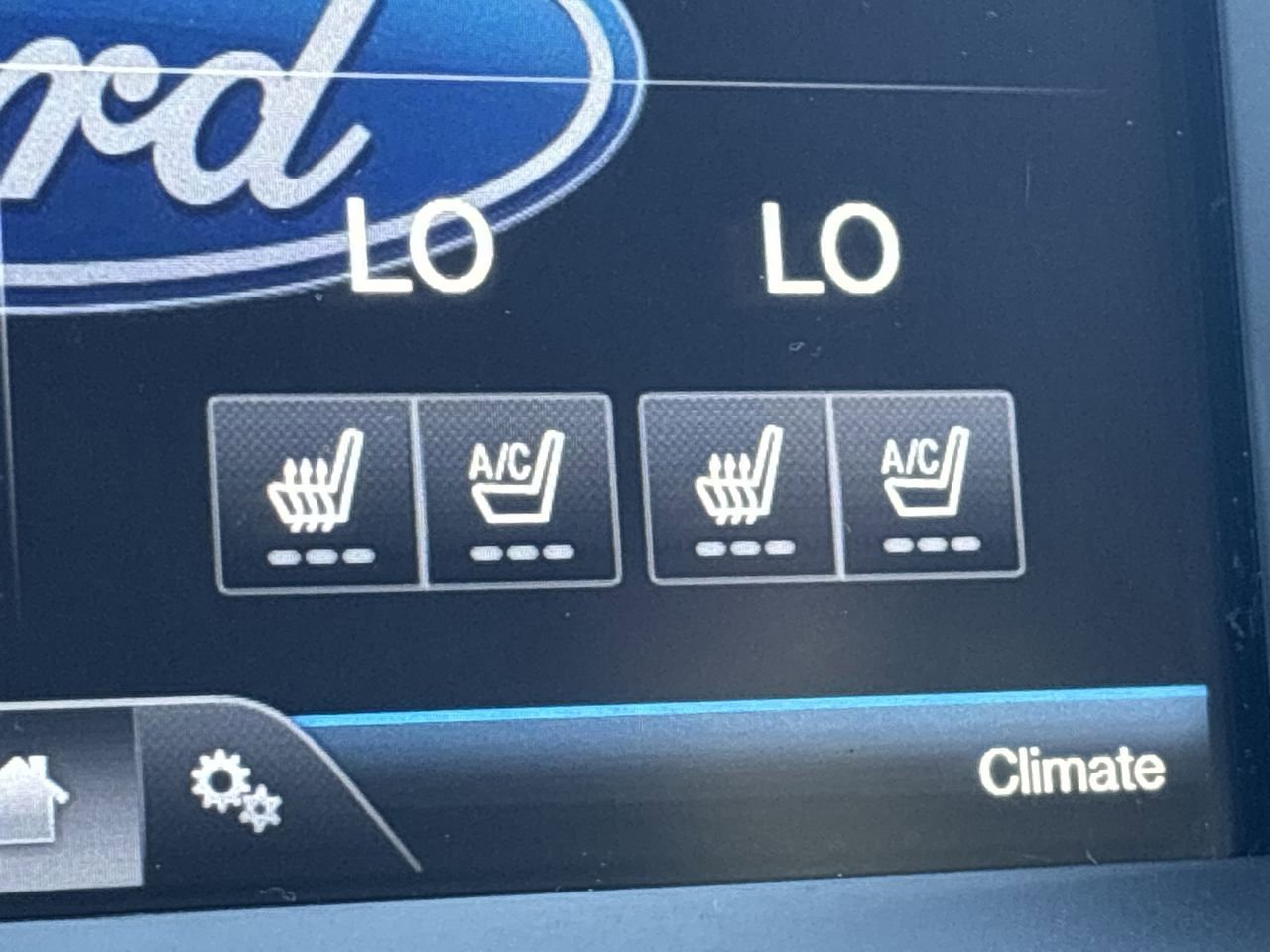 Used 2014 Ford F150 Lariat w/ Equipment Group 502A Luxury image 25