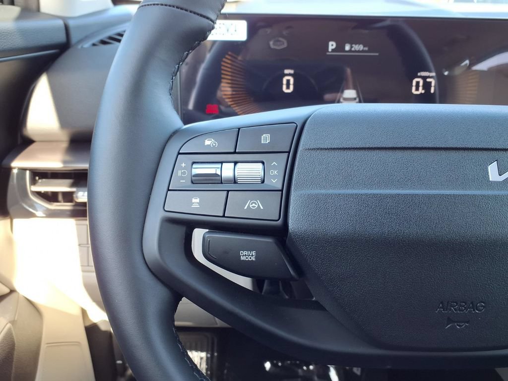 Used 2026 Kia Sportage EX FWD image 14
