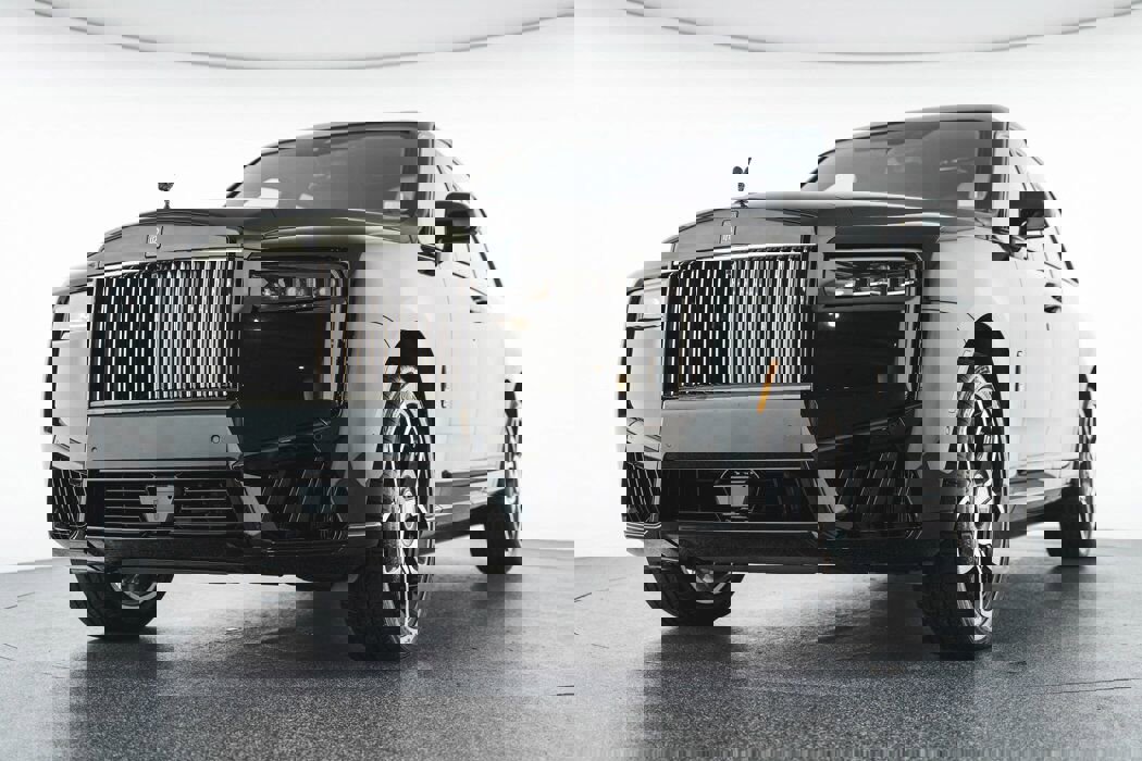 New 2025 Rolls-Royce Cullinan Black Badge image 26