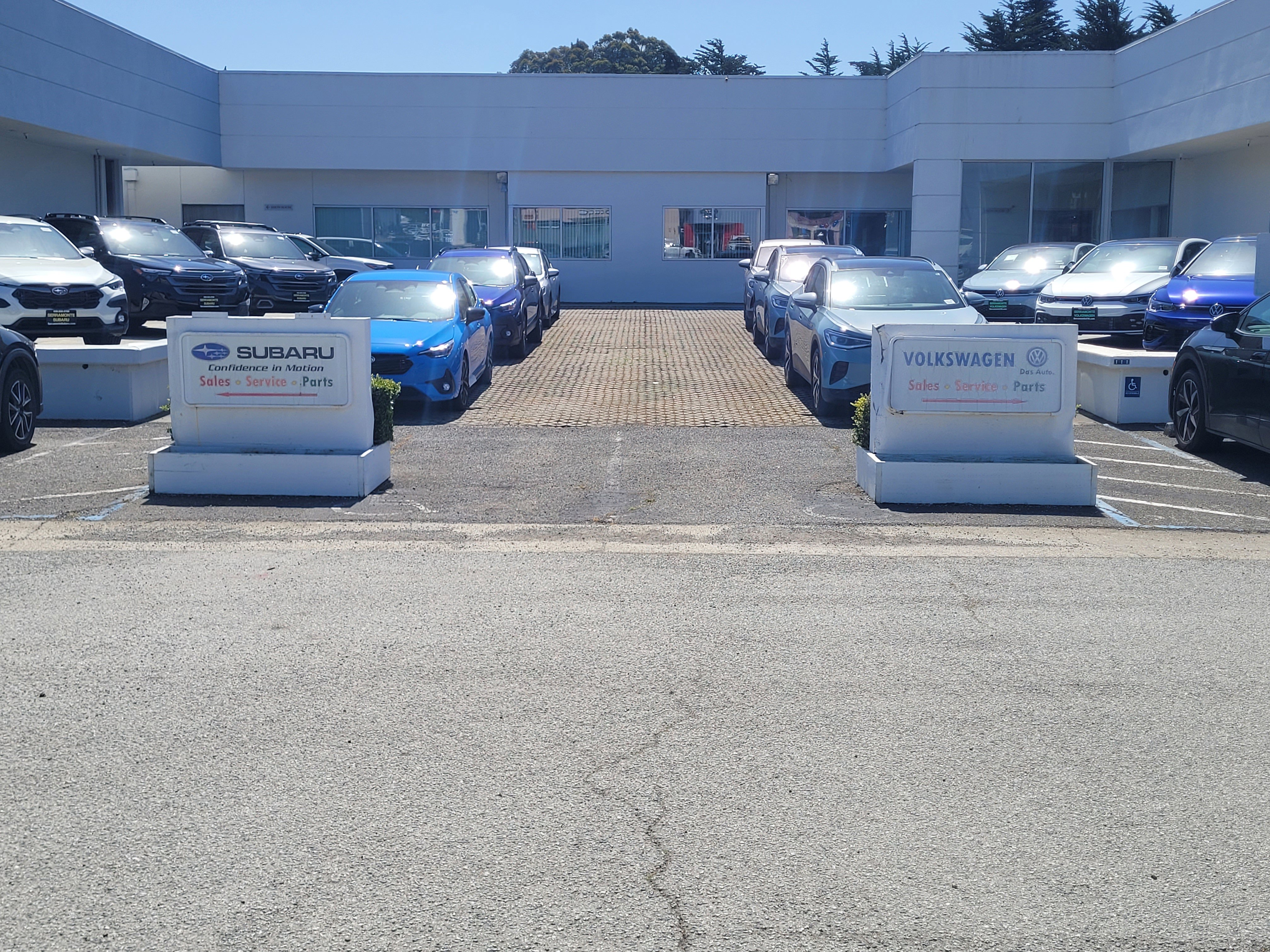 Used 2023 Dodge Challenger R/T Scat Pack w/ Plus Package image 30