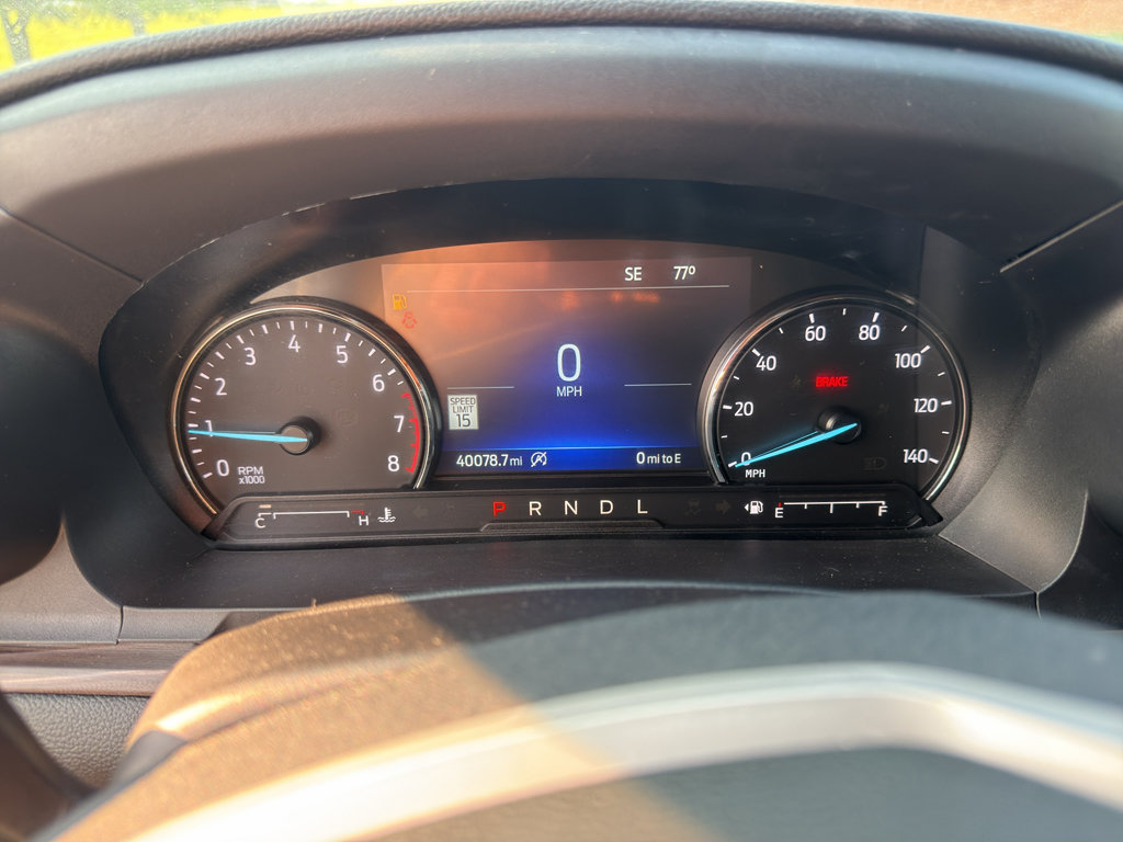 Used 2023 Ford Explorer Limited w/ Limited Technology Package AWD/4WD image 14
