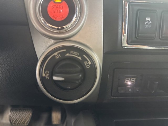 Used 2017 Nissan Titan PRO-4X image 15