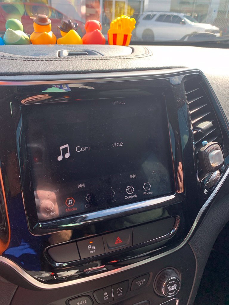 Used 2019 Jeep Cherokee Limited AWD/4WD image 21
