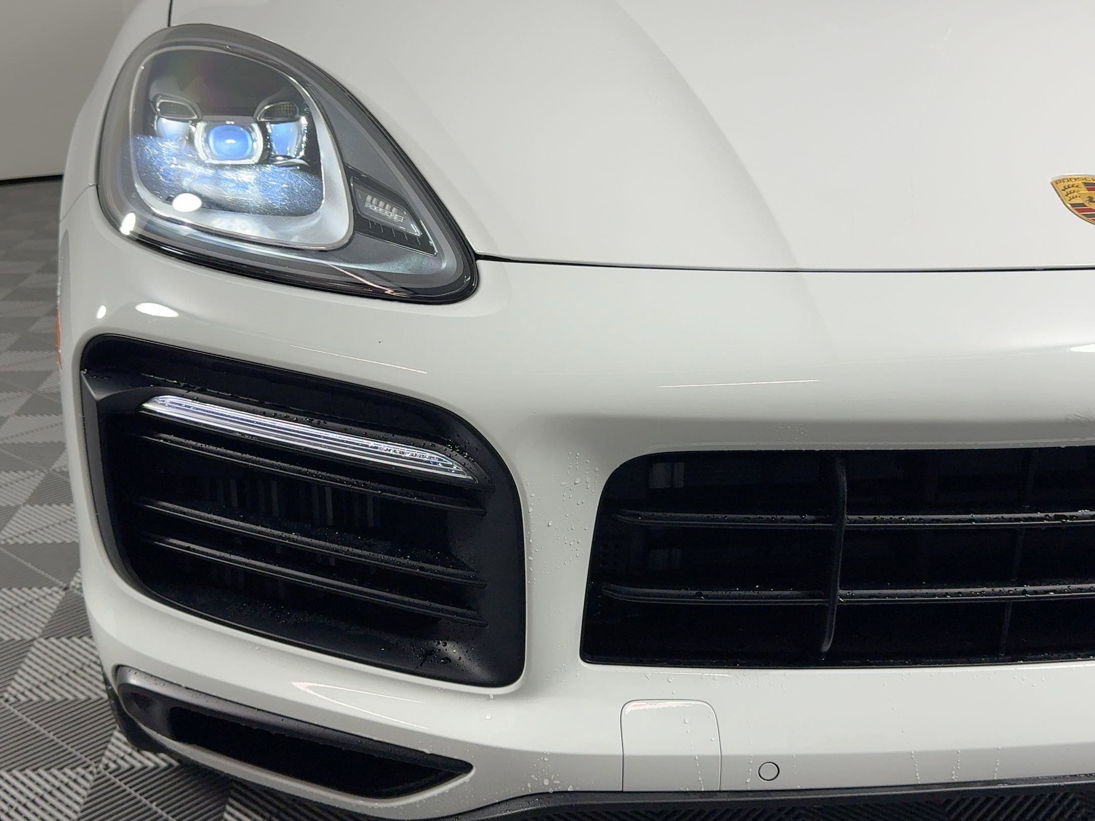 Certified 2023 Porsche Cayenne Coupe w/ Premium Package image 11