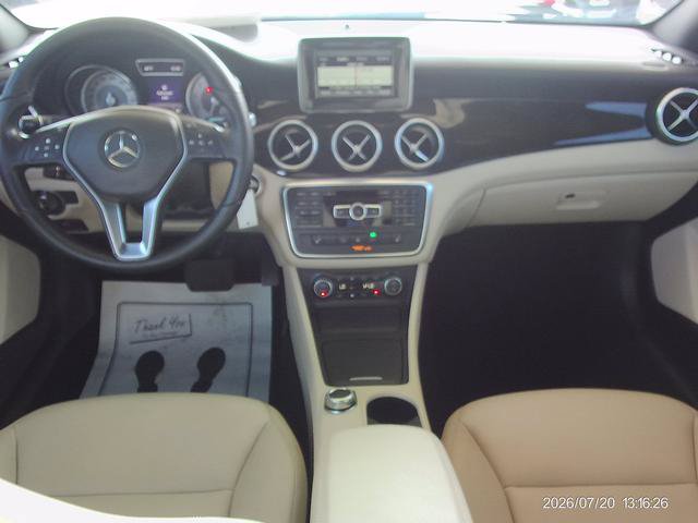 Used 2014 Mercedes-Benz CLA 250 4MATIC image 6
