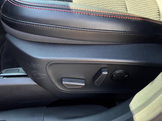 Used 2024 Ford Escape ST-Line w/ Tech Pack #1 AWD/4WD image 21