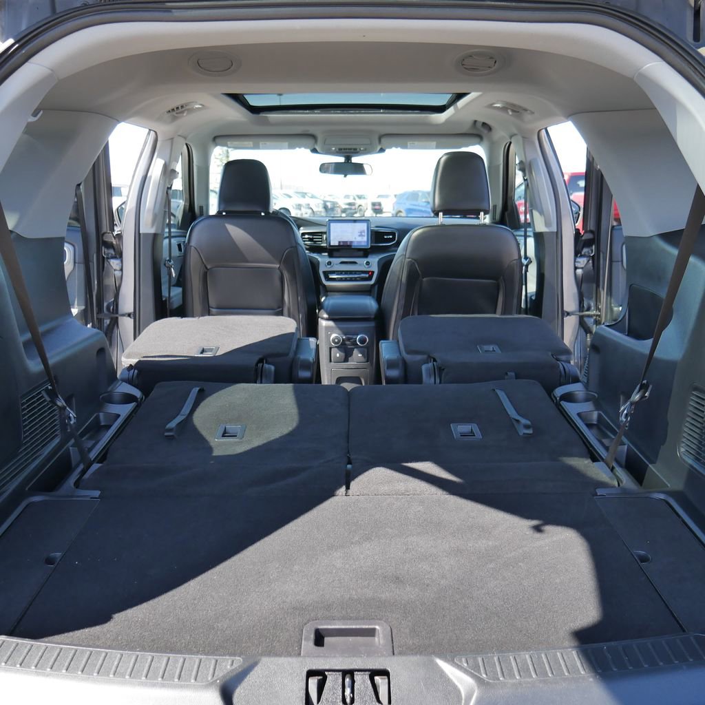 Used 2023 Ford Explorer XLT w/ Equipment Group 202A image 20