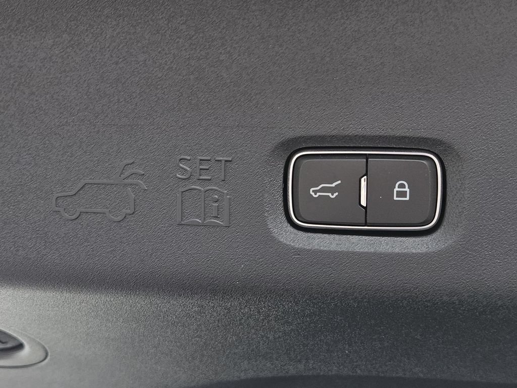 New 2026 Ford Expedition Active RWD image 14