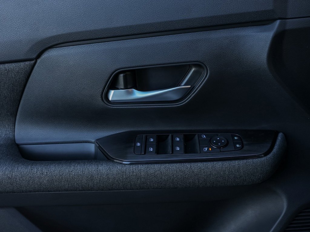 New 2026 Nissan Kicks SV image 24