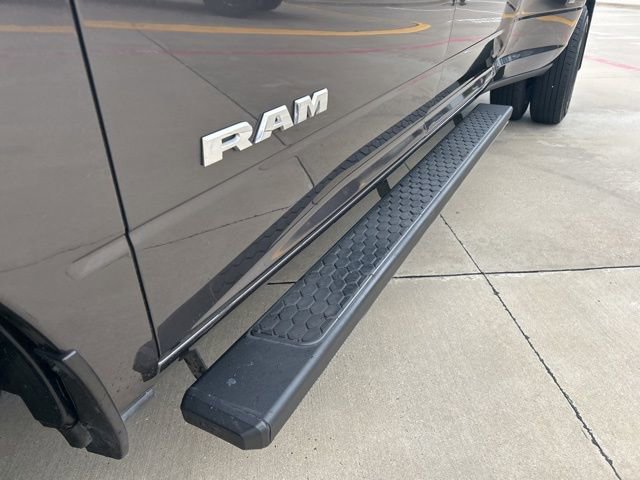 Used 2025 RAM 3500 Laramie AWD/4WD image 18