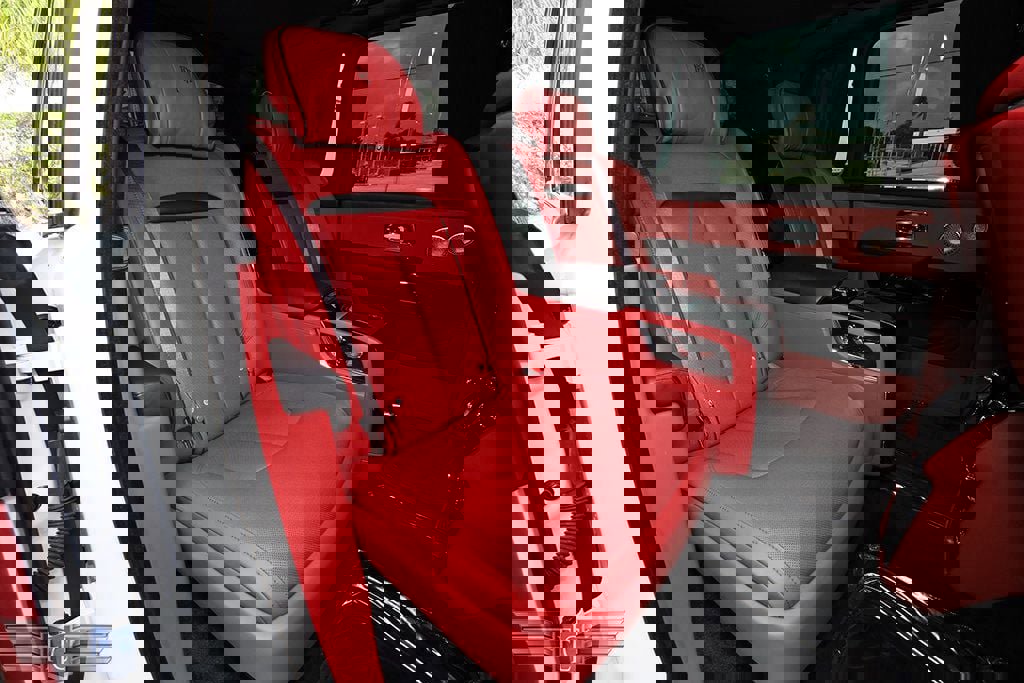 Used 2019 Rolls-Royce Cullinan image 17