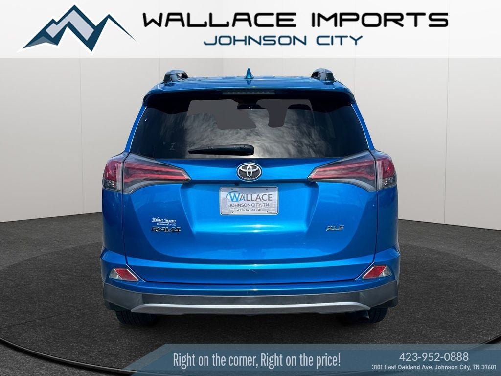 Used 2017 Toyota RAV4 XLE FWD video 4