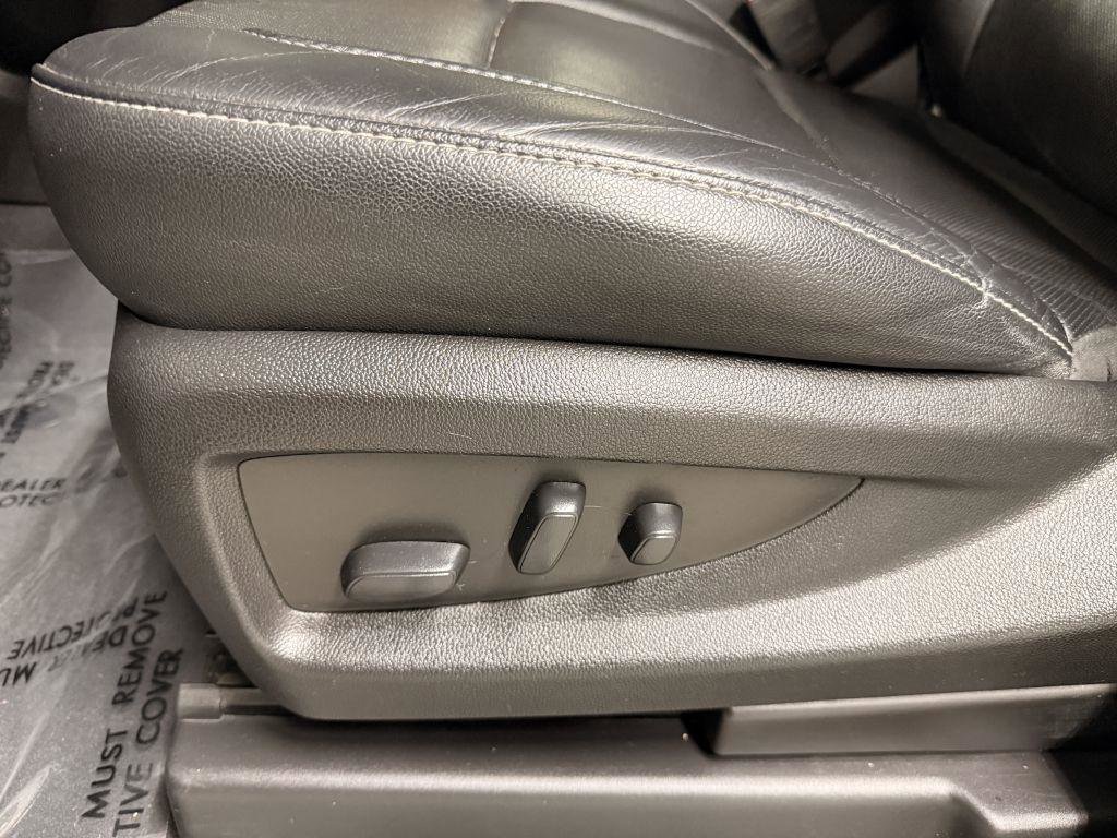 Used 2019 Chevrolet Suburban Premier image 11