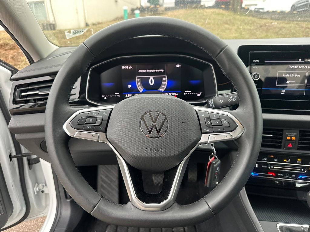 Used 2025 Volkswagen Jetta S image 14