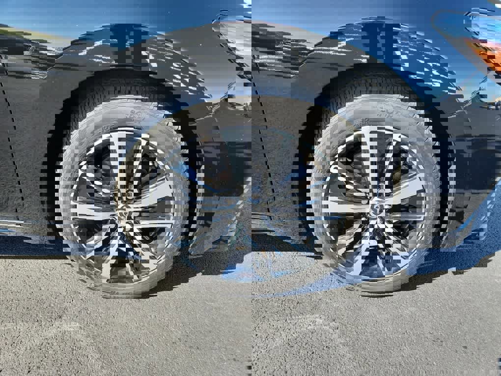 Used 2023 Nissan Maxima SV w/ Floor Mat Group image 9