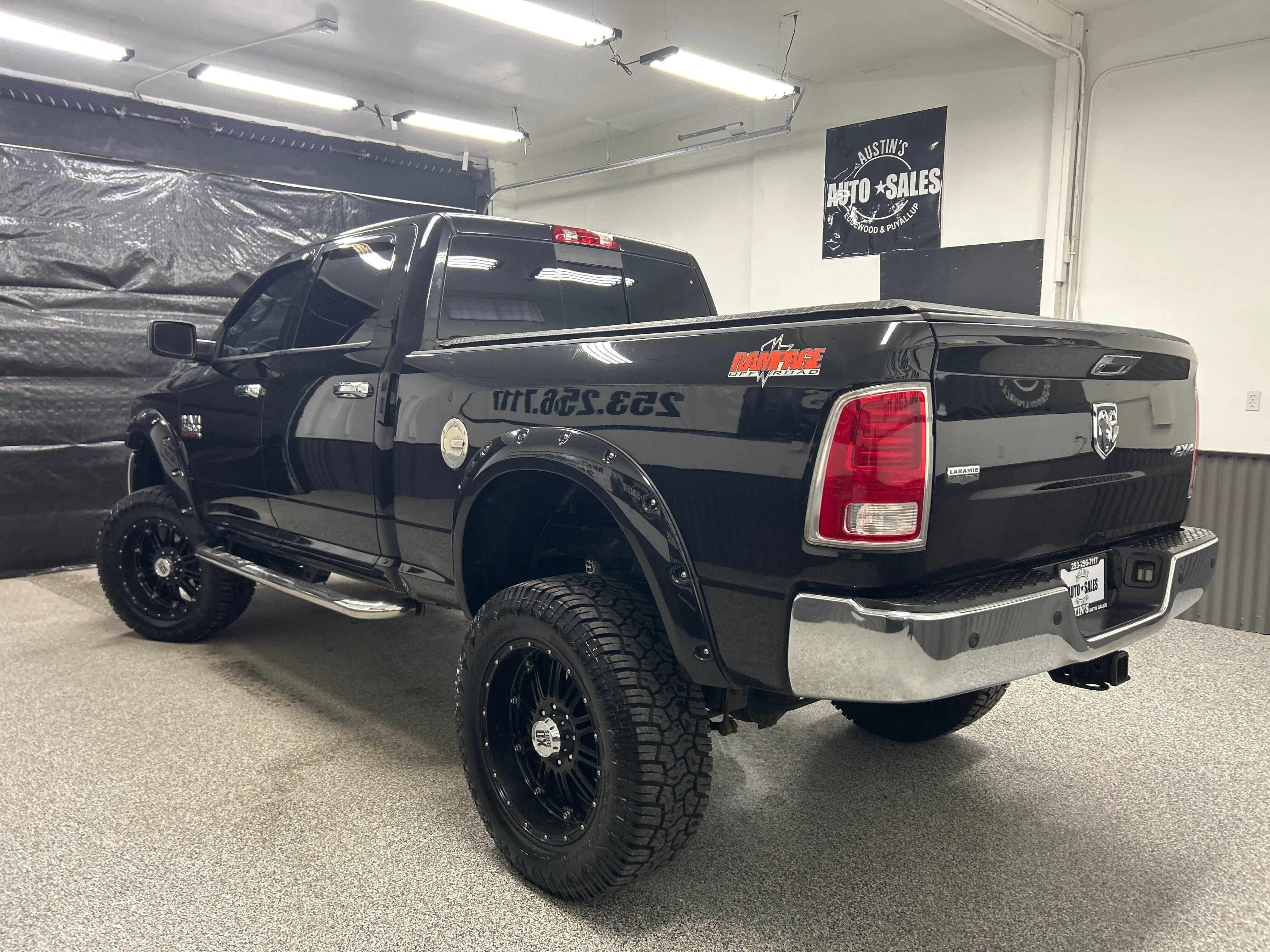 Used 2015 RAM 2500 Laramie image 4