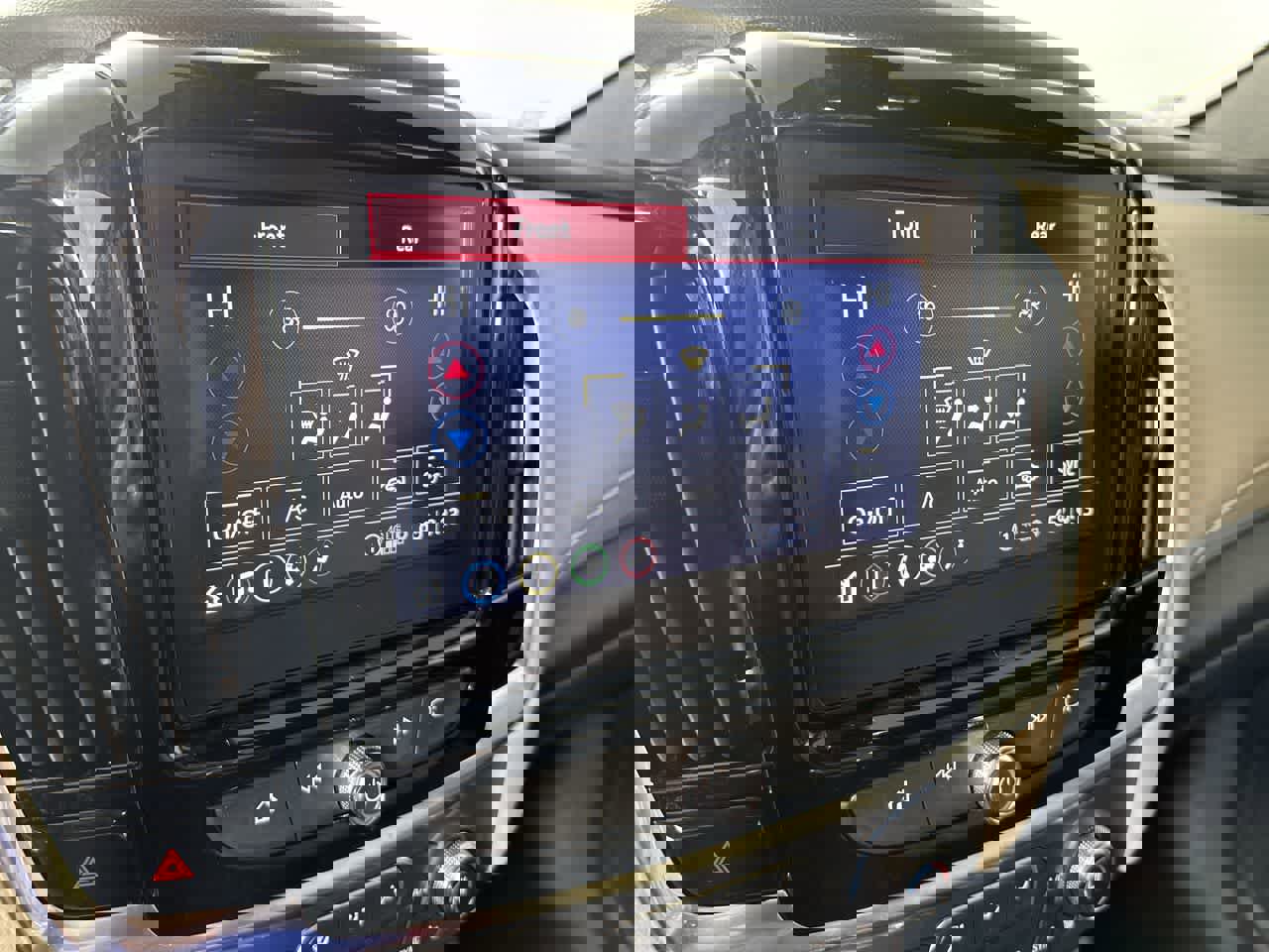 Used 2023 Chevrolet Traverse LT image 5