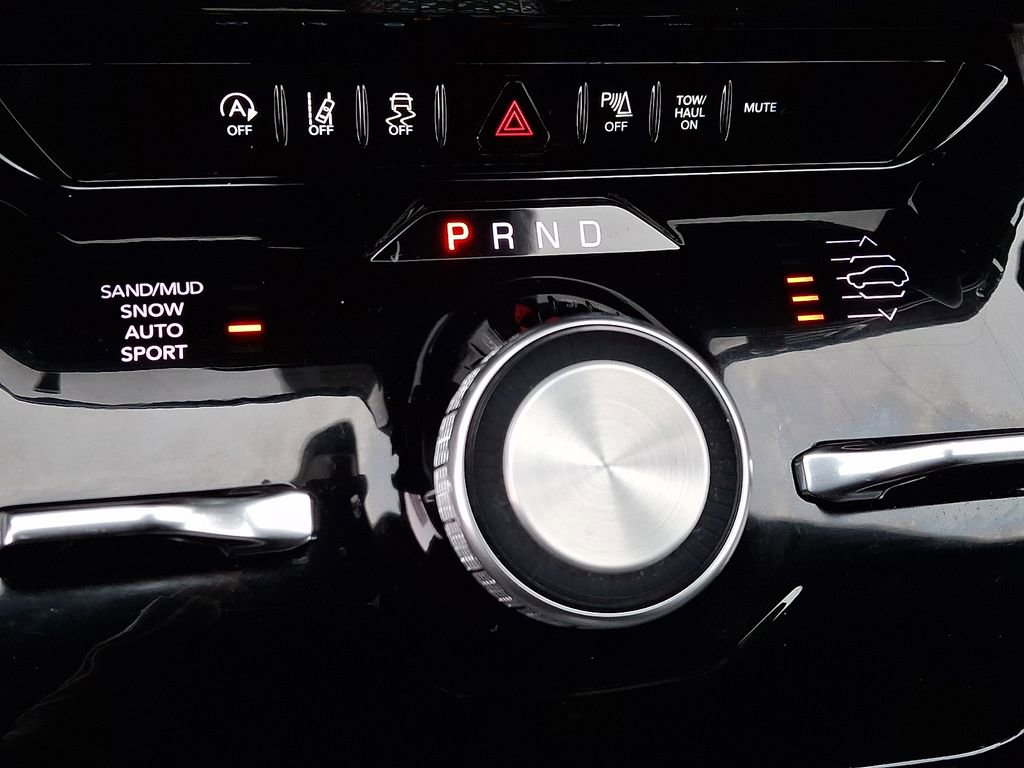 Used 2024 Jeep Wagoneer Series III image 19