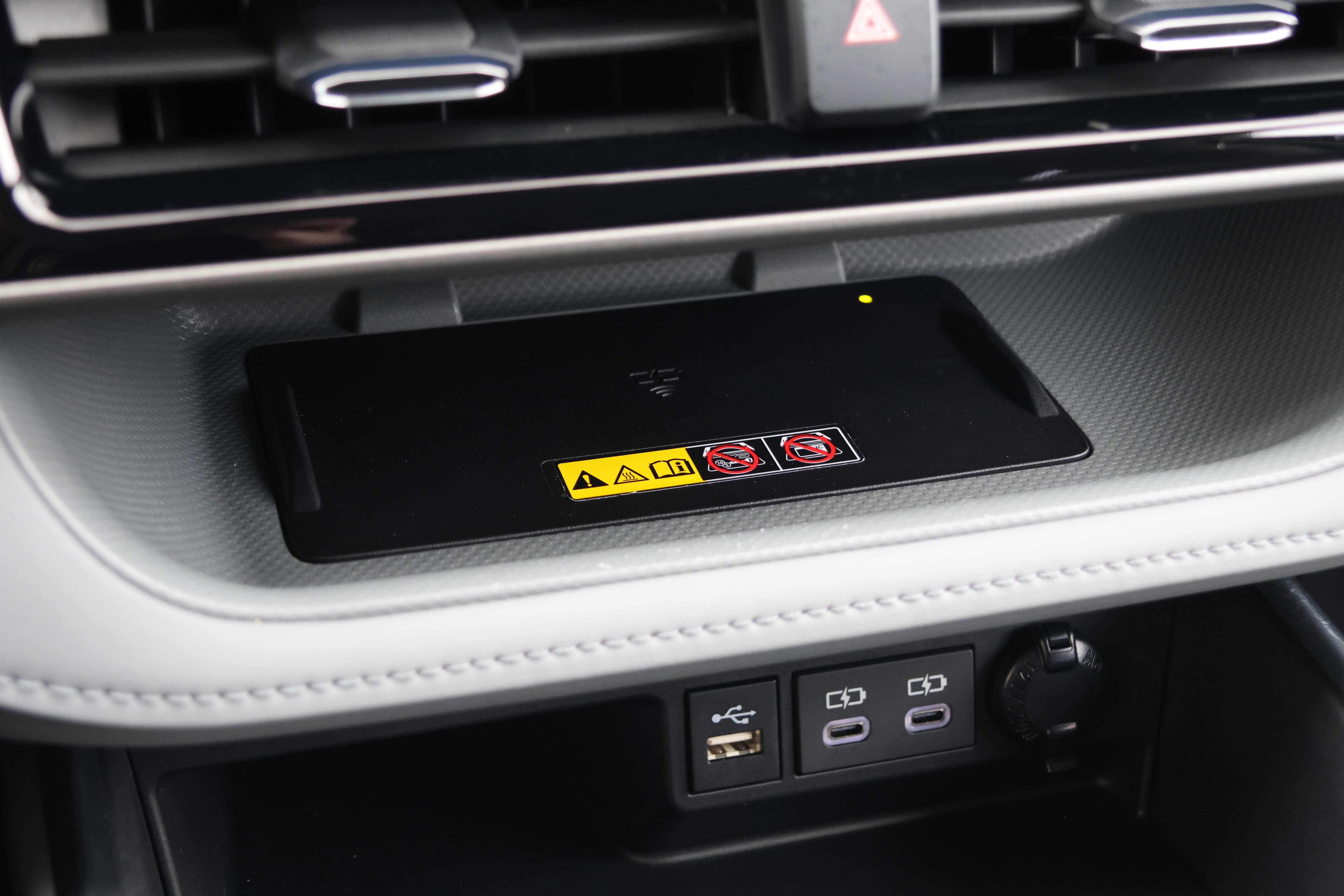 Used 2025 Toyota Highlander Limited image 27