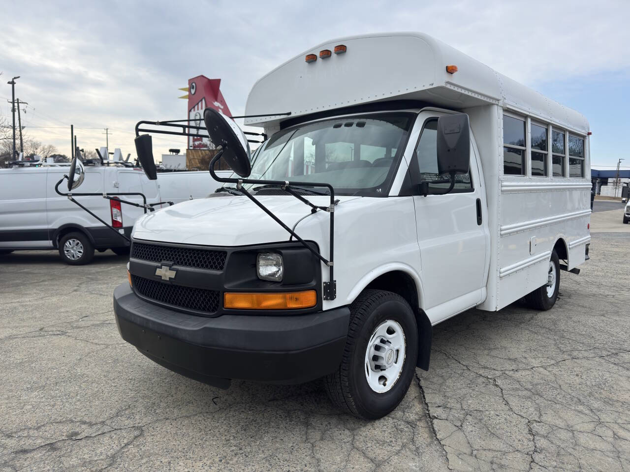 Used 2007 Chevrolet Express 3500 3500 2dr Commercial/Cutaway/Ch w/ School Bus Package image 4