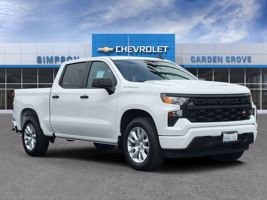 Used 2026 Chevrolet Silverado 1500 Custom image 1