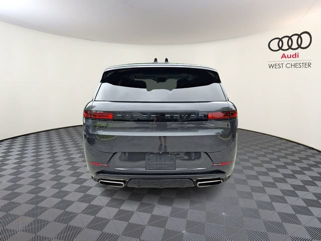 Used 2024 Land Rover Range Rover Sport Dynamic SE AWD/4WD image 5