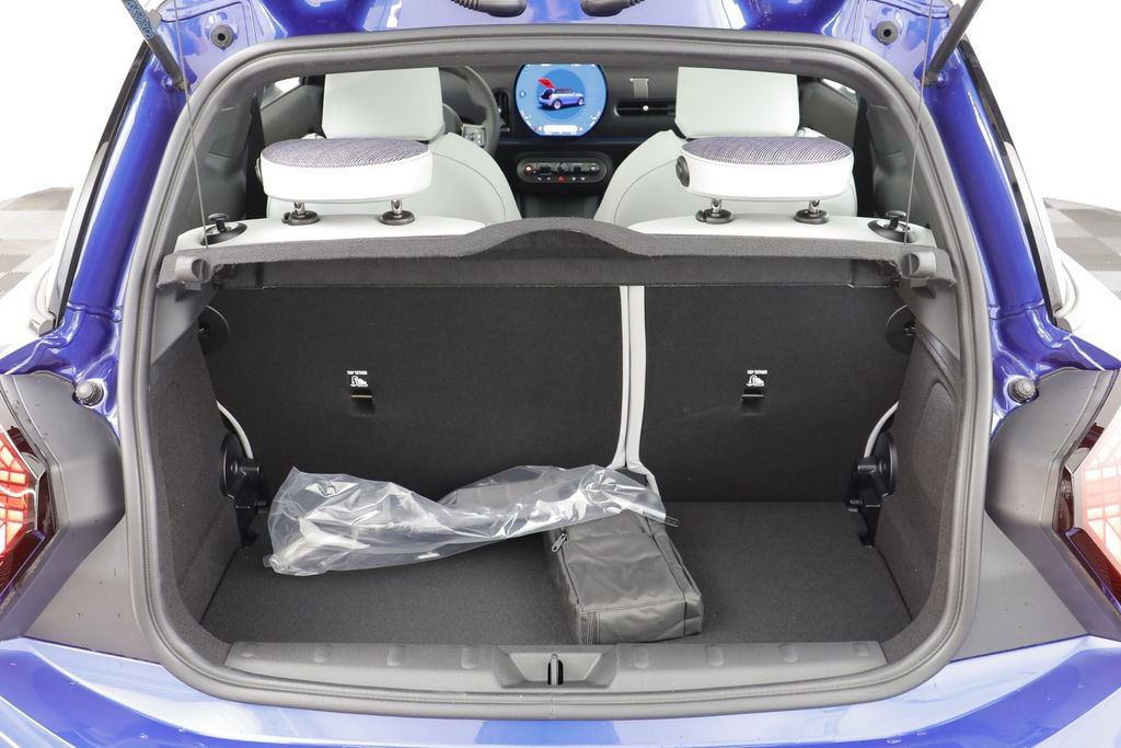 New 2026 MINI Cooper 2-Door Hardtop image 17