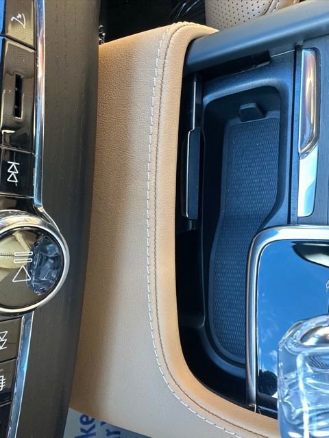 Used 2025 Volvo XC90 B6 Ultra w/ Protection Package image 50