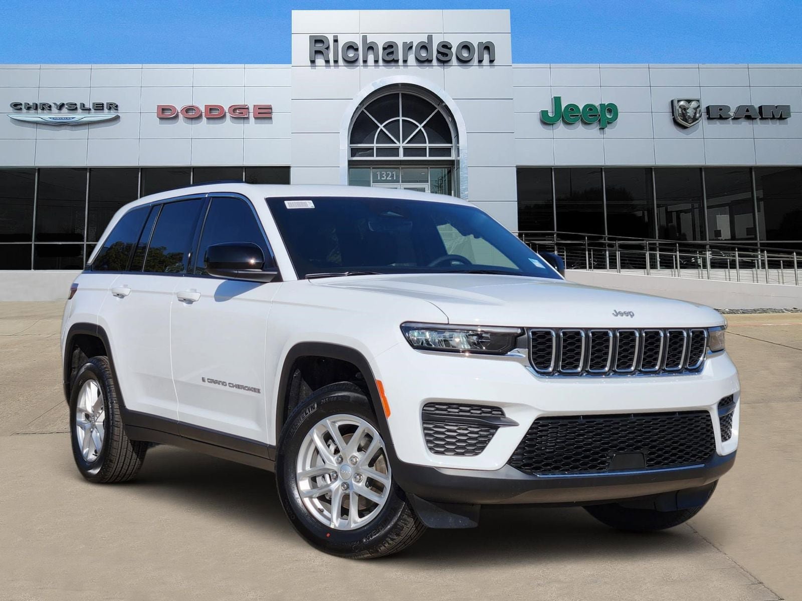 New 2026 Jeep Grand Cherokee Laredo X RWD image 1