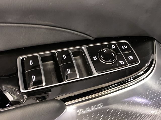 New 2025 Cadillac Lyriq Sport AWD/4WD image 18