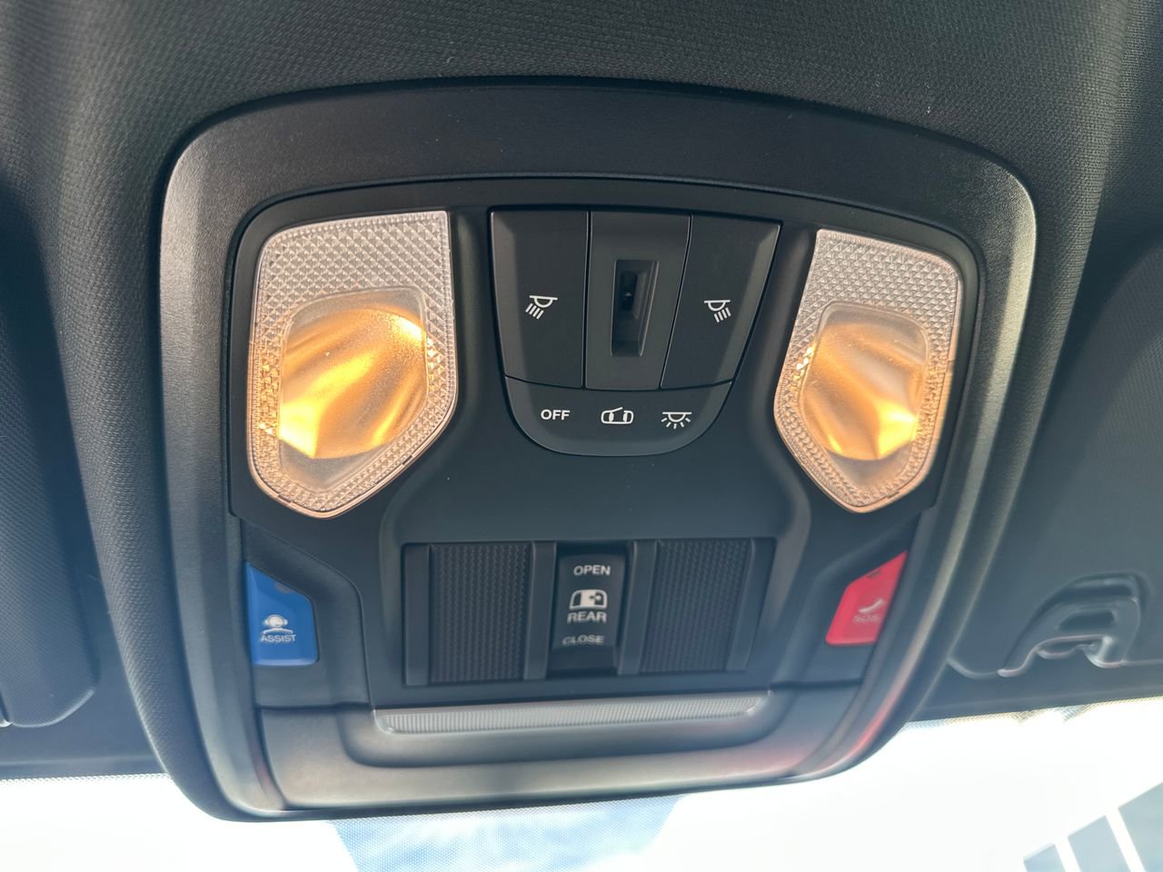 New 2024 RAM 2500 Tradesman w/ Chrome Appearance Group image 22