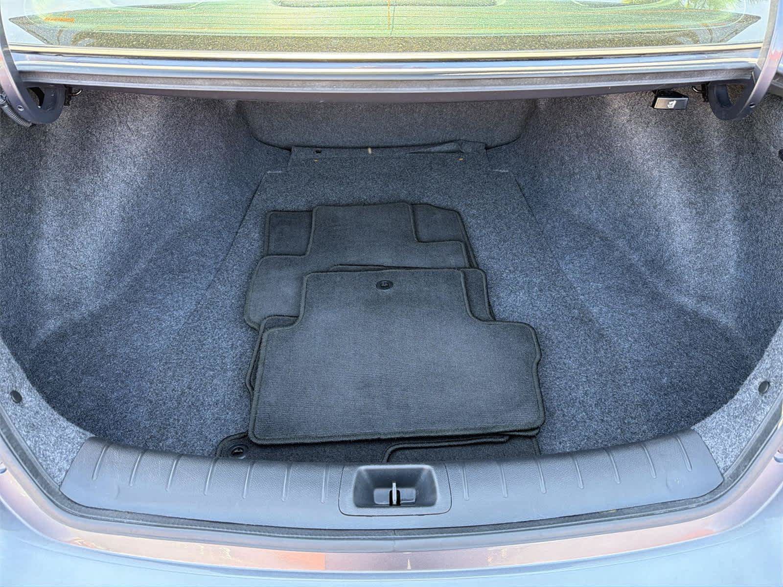 Used 2014 Honda Accord EX-L image 21