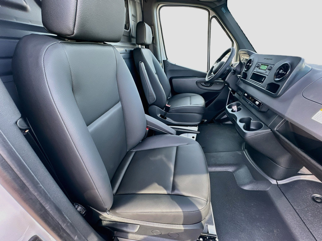 New 2026 Mercedes-Benz Sprinter 2500 image 25