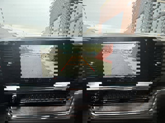 Used 2022 GMC Sierra 1500 SLT w/ SLT Premium Package image 31