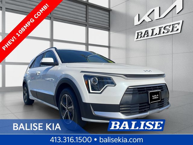 Certified 2024 Kia Niro EX w/ EX Cold Weather Package image 1