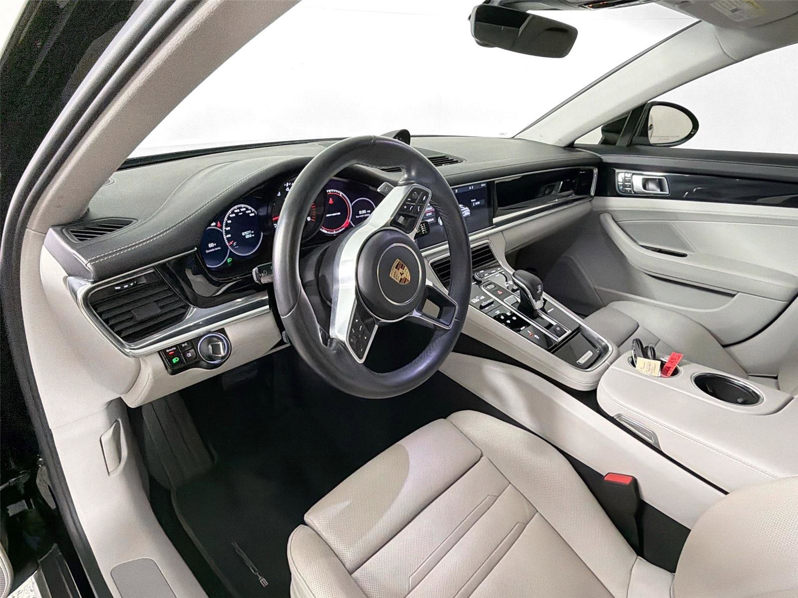 Certified 2019 Porsche Panamera 4 AWD/4WD image 4
