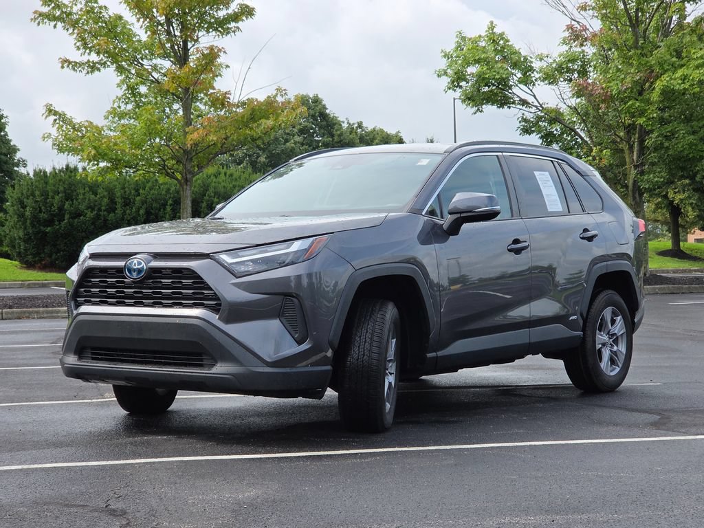 Used 2023 Toyota RAV4 XLE AWD/4WD image 18