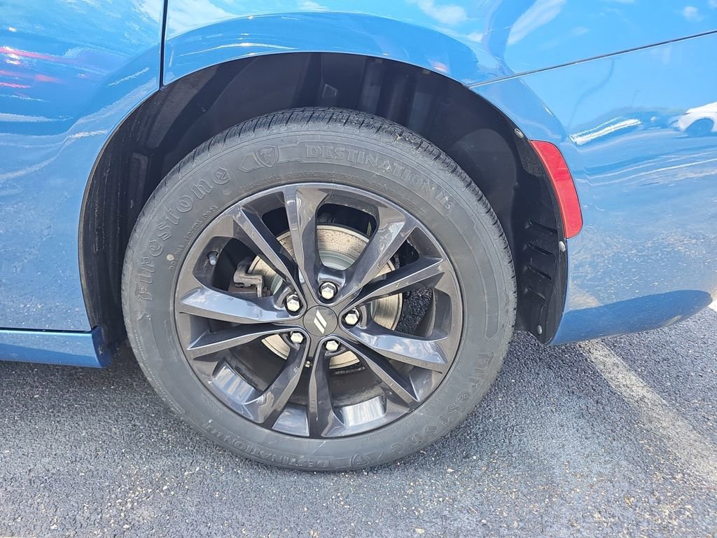 Certified 2021 Dodge Charger SXT w/ Blacktop Package AWD/4WD image 36