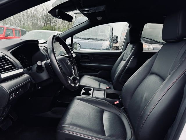 Used 2025 Honda Odyssey Sport-L image 18