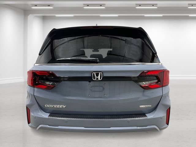 New 2027 Honda Odyssey Touring image 4